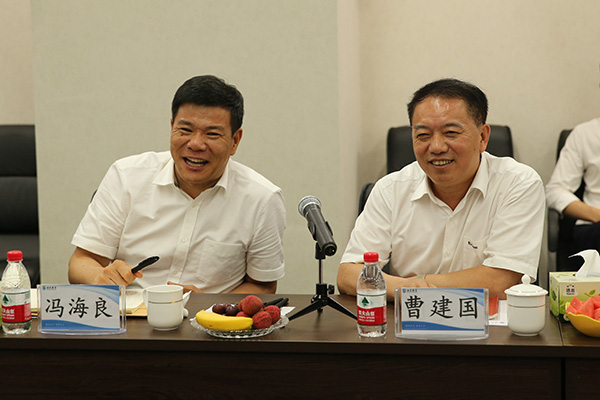 1500532451430580RMpN.jpg BR1Y3040.JPG